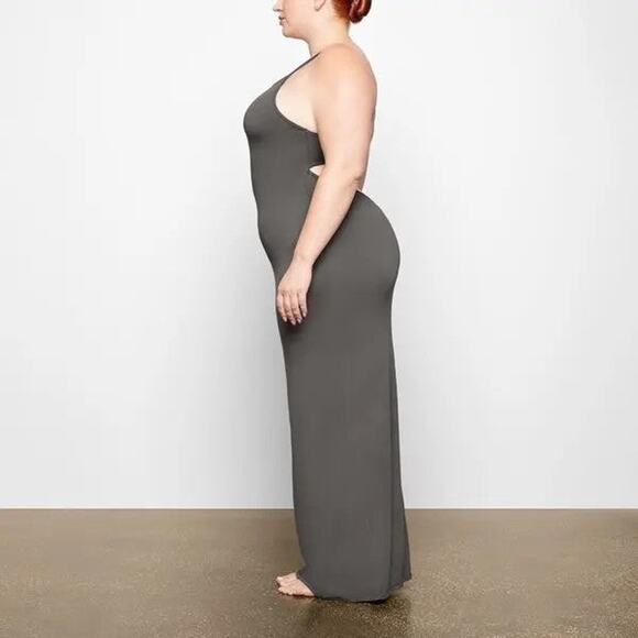 SKIMS Smooth Lounge Low Back Cami Dress - S - Picture 4 of 5